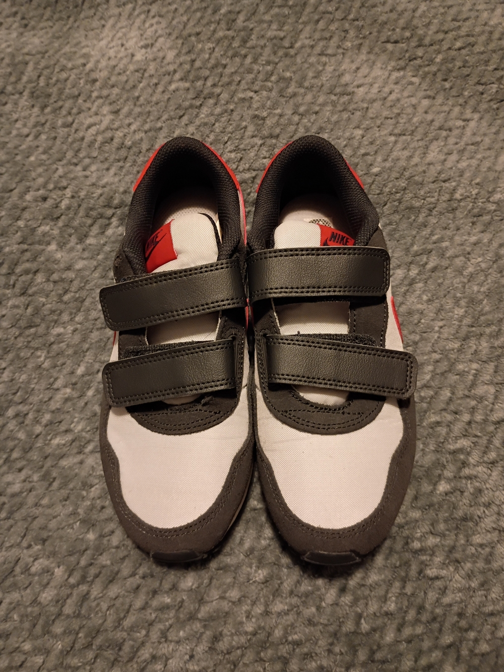 Nike Kids' Gray and White Hook-and-Loop Sneakers